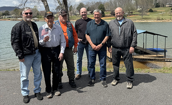 Jim with members of the local veterans.